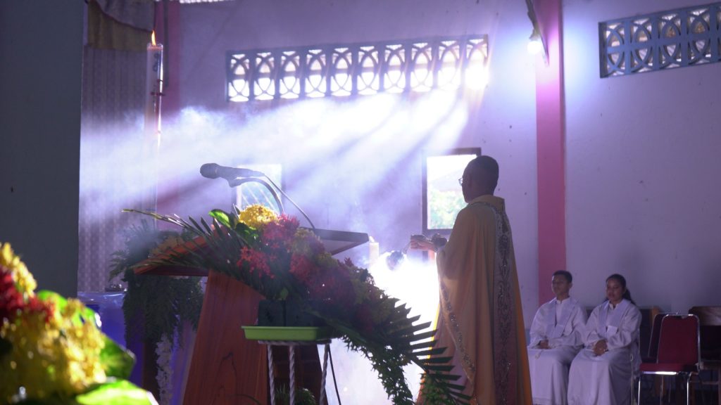 Supporting the Digital Transformation of the Church Lingkotech Develops Official Website for Merombok Catholic Parish